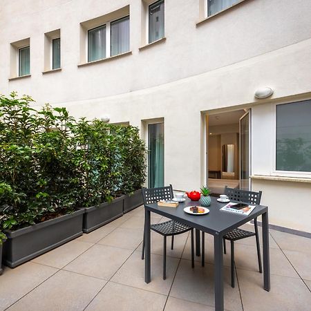 Ih Hotels Milano Centrale Exterior photo