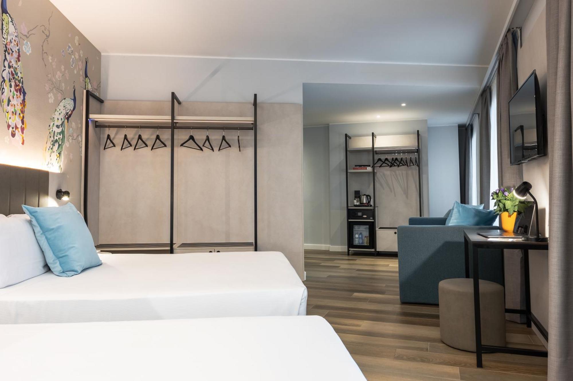 Ih Hotels Milano Centrale Exterior photo