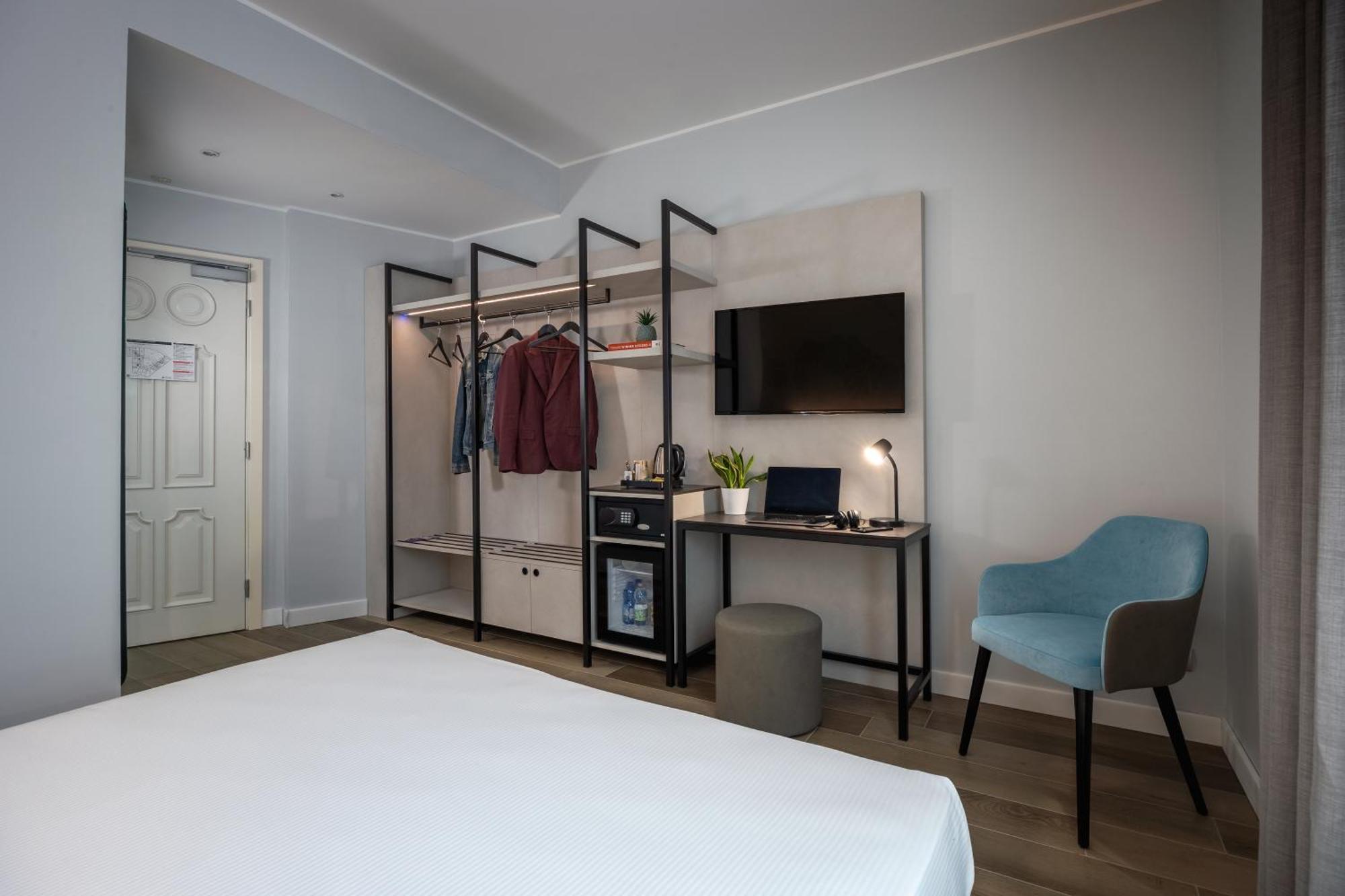 Ih Hotels Milano Centrale Exterior photo